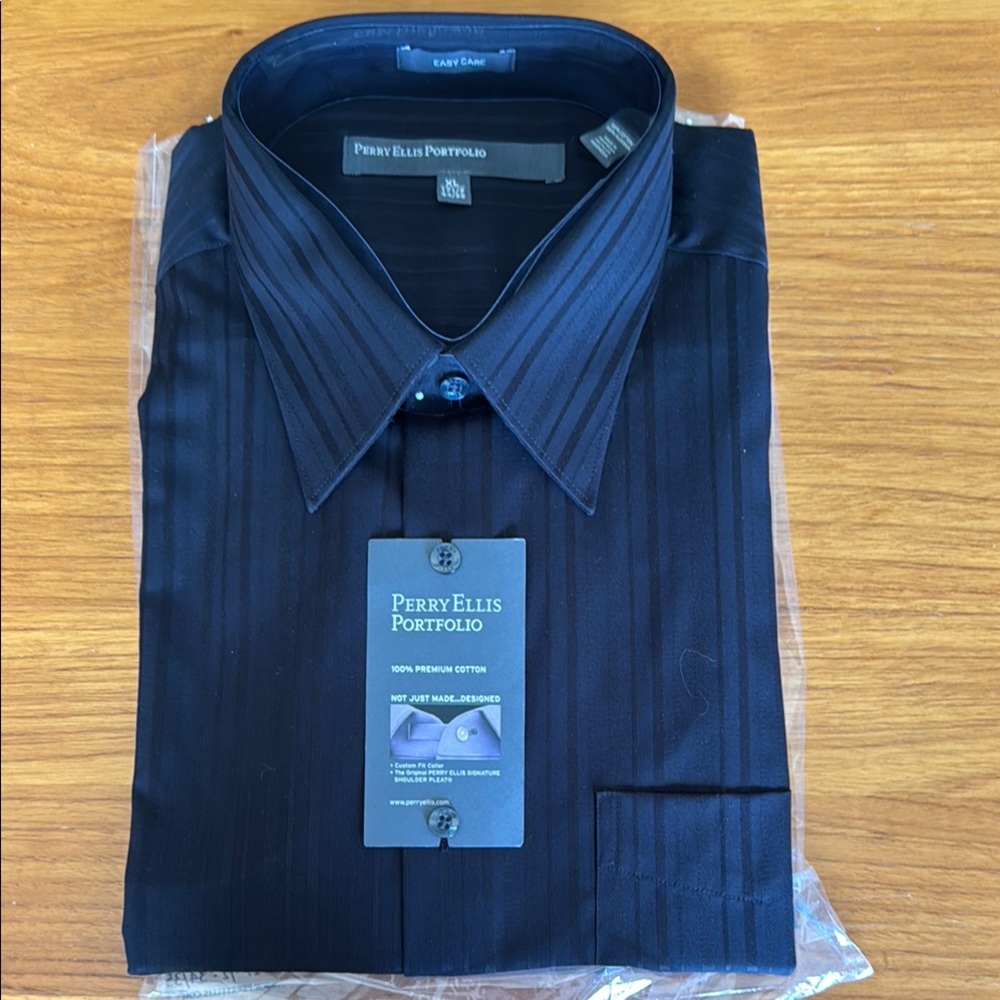 Perry Ellis Men's Black Shirt